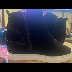 Hide wedge fashion sneakers